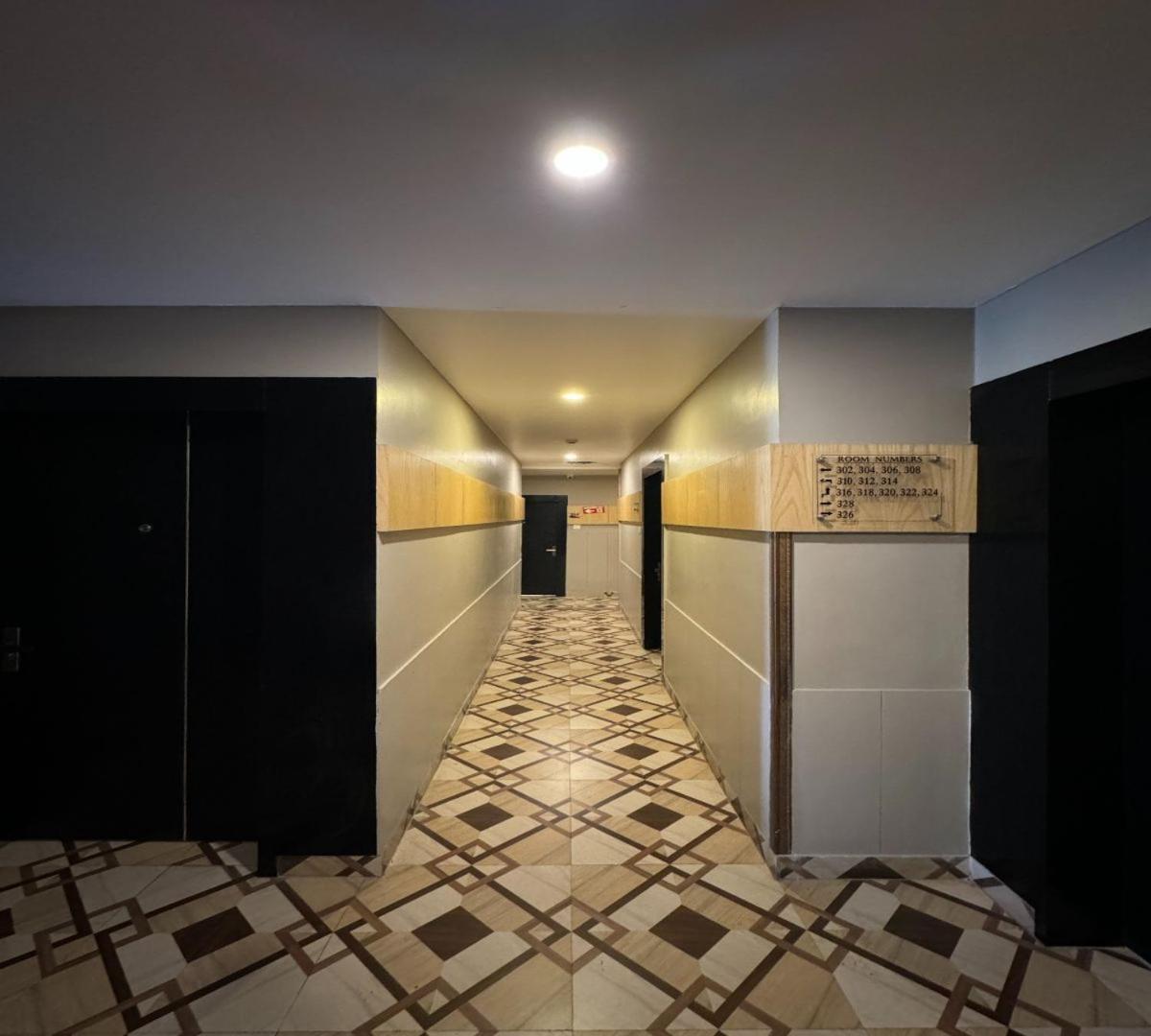 Hotel Runway Inn Pura Raghunāth Dış mekan fotoğraf